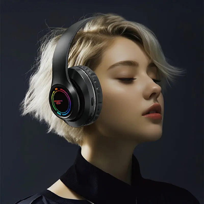 Glowing Wireless Headphones with Multi-Color LED Lights Comfortable And Foldable Design Suitable for Tablets Pcs Tvs And Phones