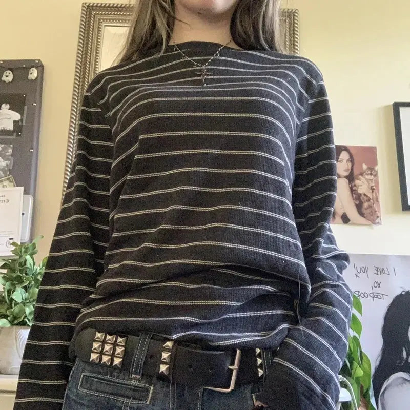 Cottage Cyber Grunge Sweats Tops Autumn Clothes E-girl Emo Mall Goth T-shirt Y2k Aesthetic Long Sleeve Round Neck Pullovers Tees Shoporiz