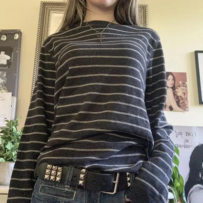 Cottage Cyber Grunge Sweats Tops Autumn Clothes E-girl Emo Mall Goth T-shirt Y2k Aesthetic Long Sleeve Round Neck Pullovers Tees Shoporiz