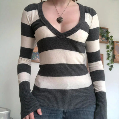 Cottage Cyber Grunge Sweats Tops Autumn Clothes E-girl Emo Mall Goth T-shirt Y2k Aesthetic Long Sleeve Round Neck Pullovers Tees Shoporiz